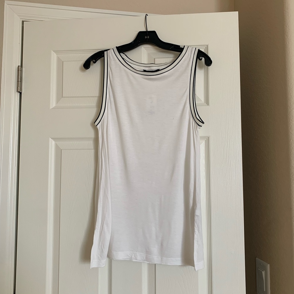 Banana Republic White Top